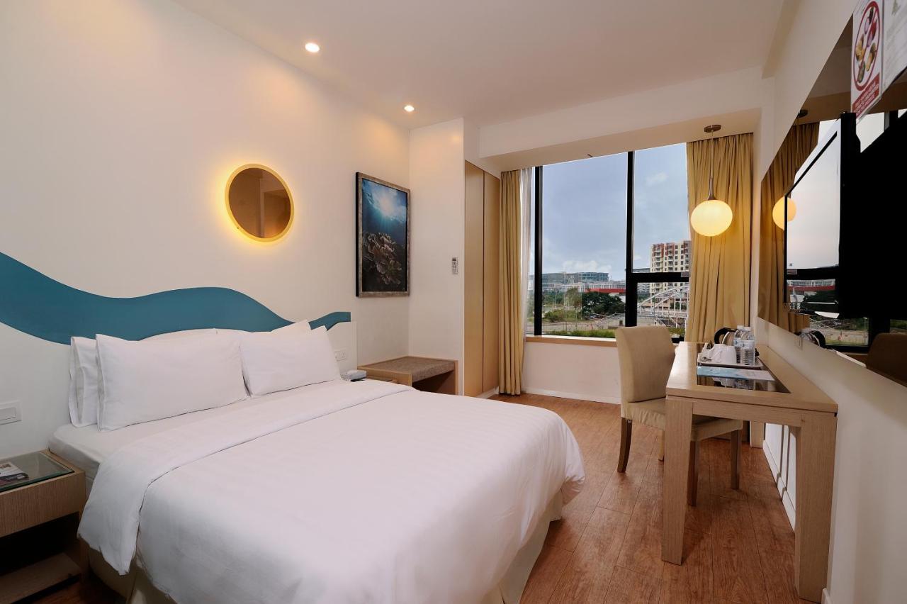 Oceania Hotel Kota Kinabalu Exteriör bild