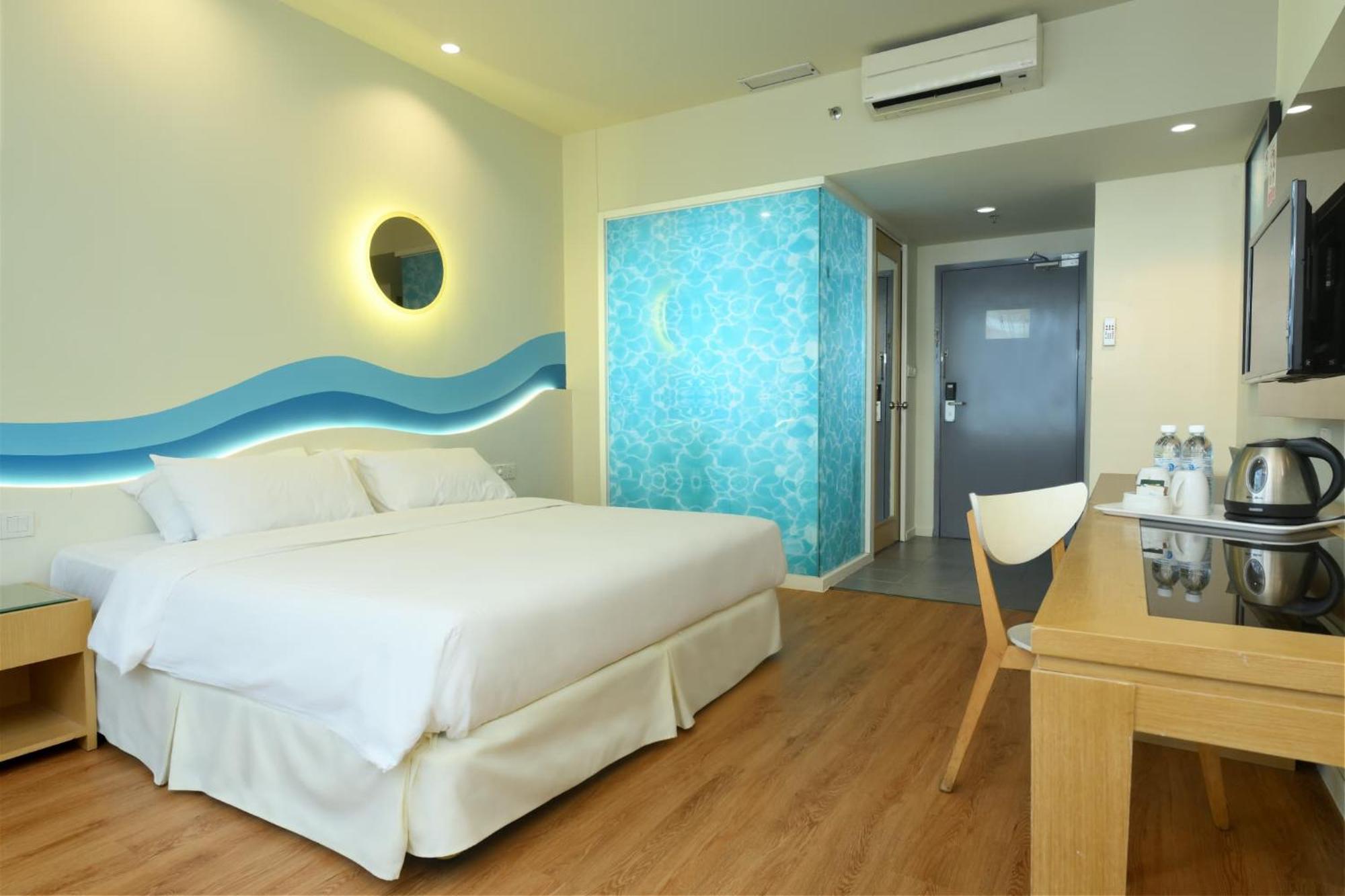 Oceania Hotel Kota Kinabalu Exteriör bild