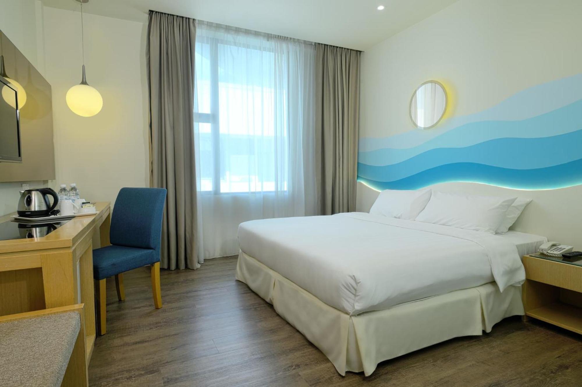 Oceania Hotel Kota Kinabalu Exteriör bild