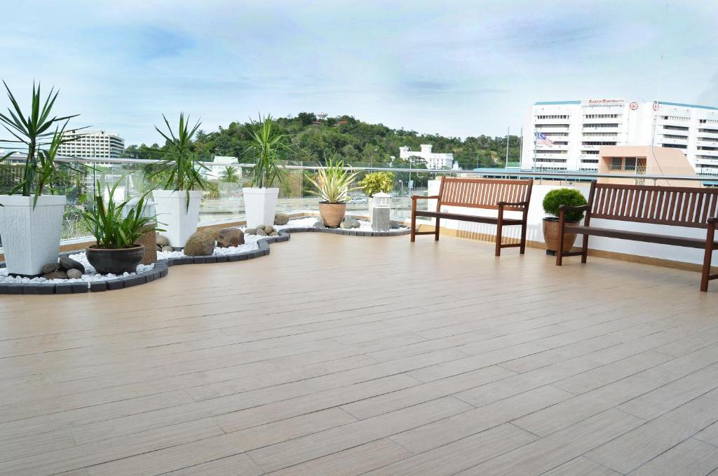 Oceania Hotel Kota Kinabalu Exteriör bild