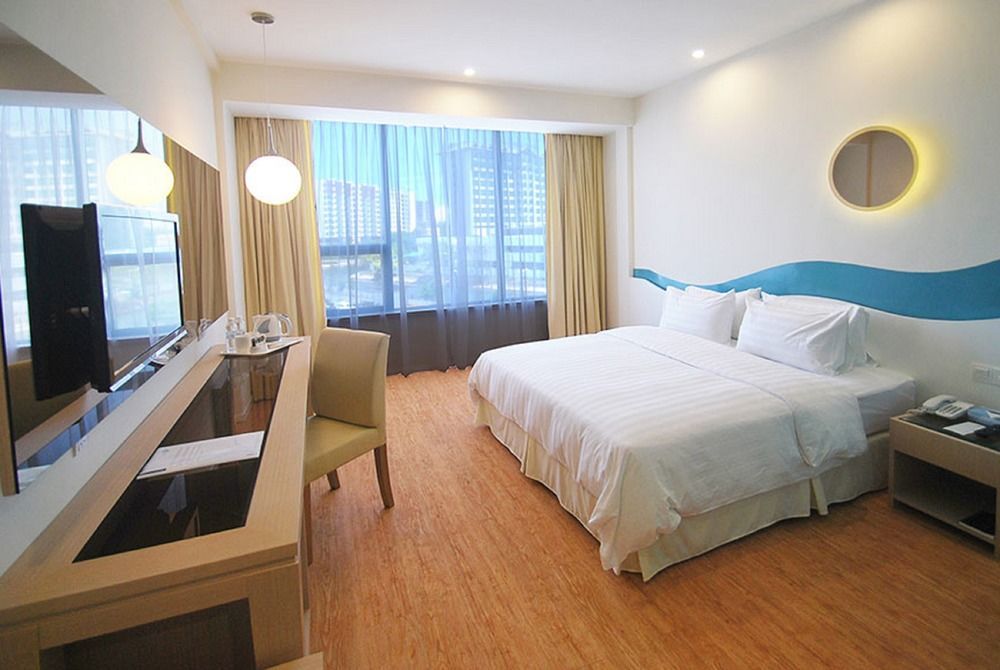Oceania Hotel Kota Kinabalu Exteriör bild