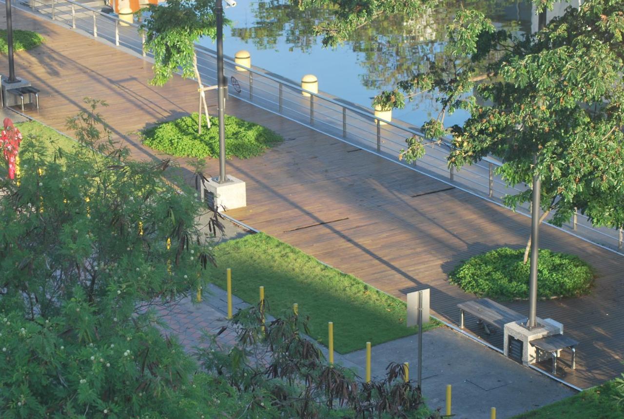 Oceania Hotel Kota Kinabalu Exteriör bild
